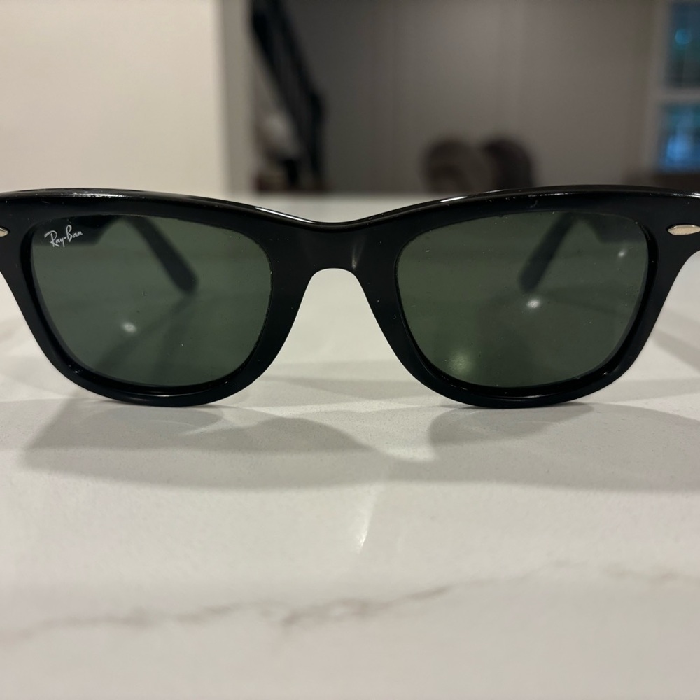 Men’s Rayban Wayfarer Black